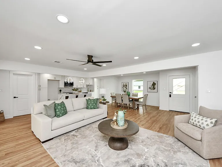 6249 Locke Ln — Photo 20