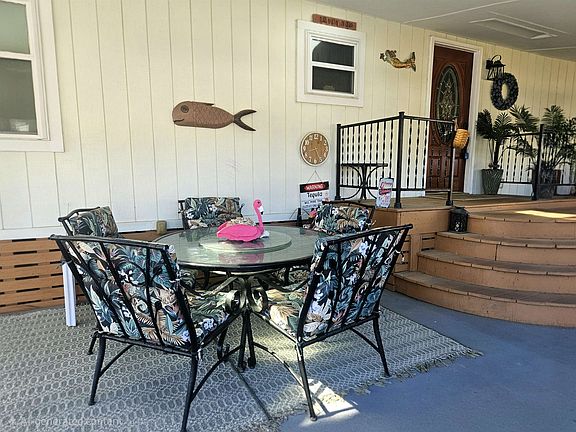 4th image of 430 Pampas Dr.