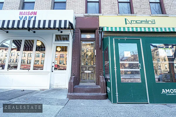 Rented by ZealEstate Group Inc | media 33