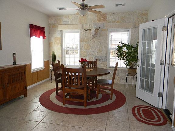 2nd image of 2206 Amberstone