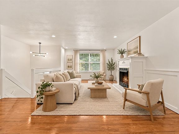 3rd image of 502 McElheny Rd