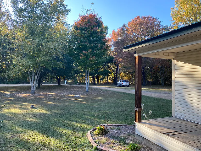 424 County Road 771 — Photo 7