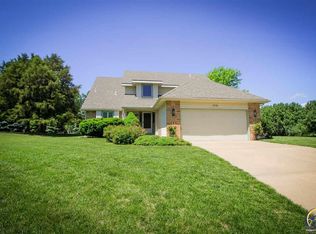 3731 SW Canterbury Town Rd, Topeka, KS 66610