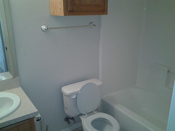 5th image of 522 S Abilene Ave APT 2