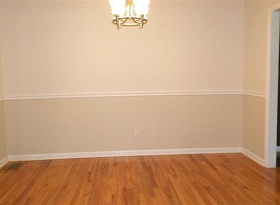 4th image of 3037 Corrib Dr