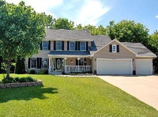 800 Bruzek Ln, New Prague, MN 56071