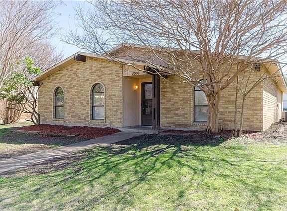 2nd image of 1000 Longhorn Dr