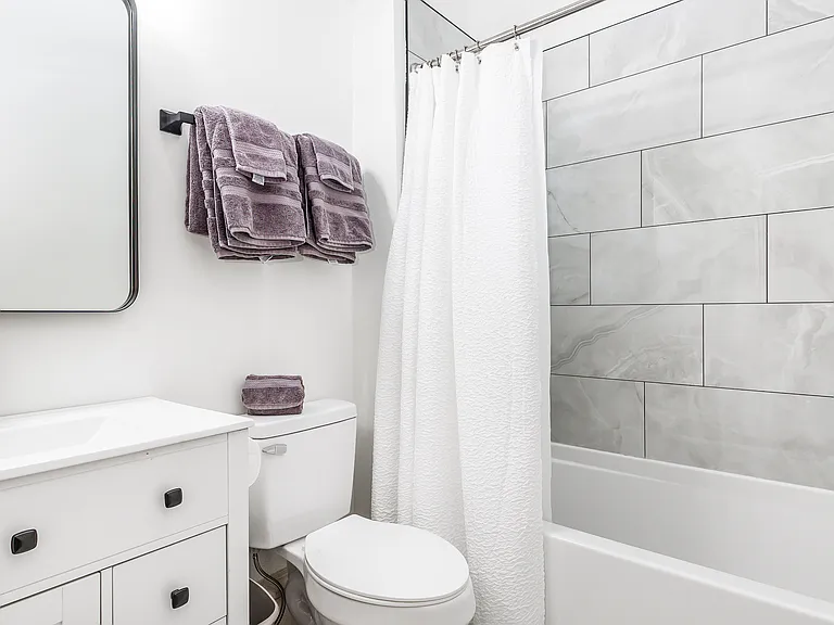 1155 Grove Ter — Photo 44