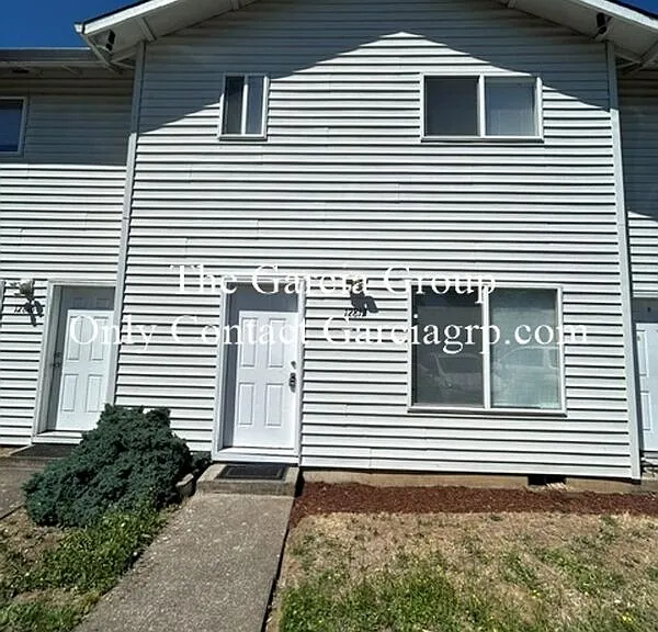 12812 E Burnside St — Photo 1