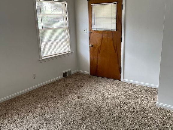 5th image of 1144 Windsor Dr