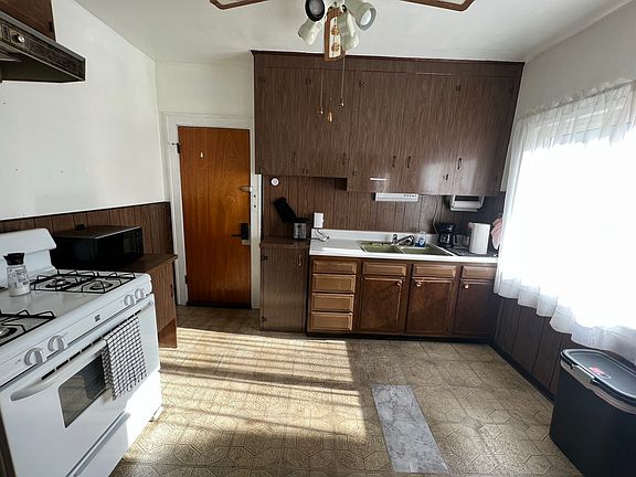 2nd image of 3769 W 134th St #1