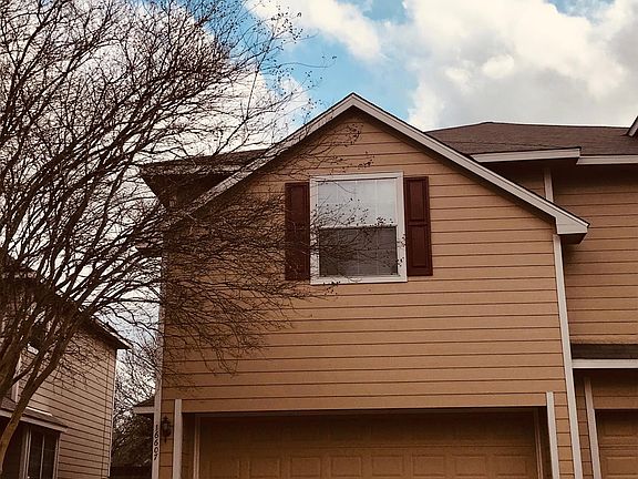 2nd image of 16607 Cairngrove Ln