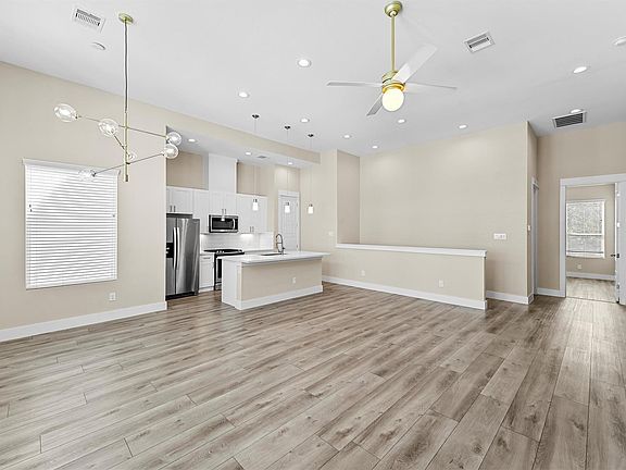 3rd image of 814 Thornton Rd #K