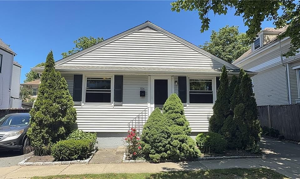 1st image of 25 Thurston Ave #B