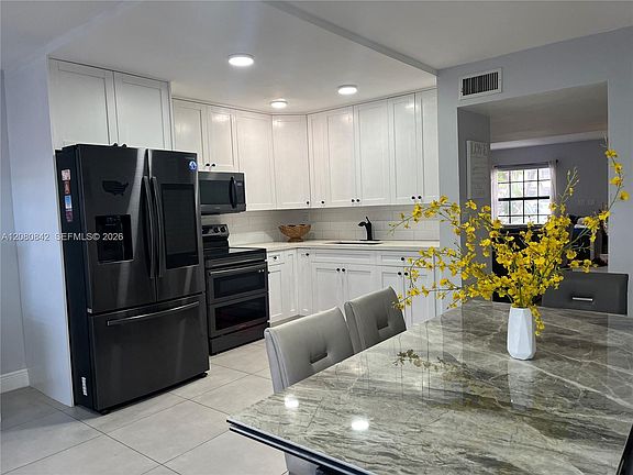 5th image of 12277 SW 16th Ter APT 106-Y