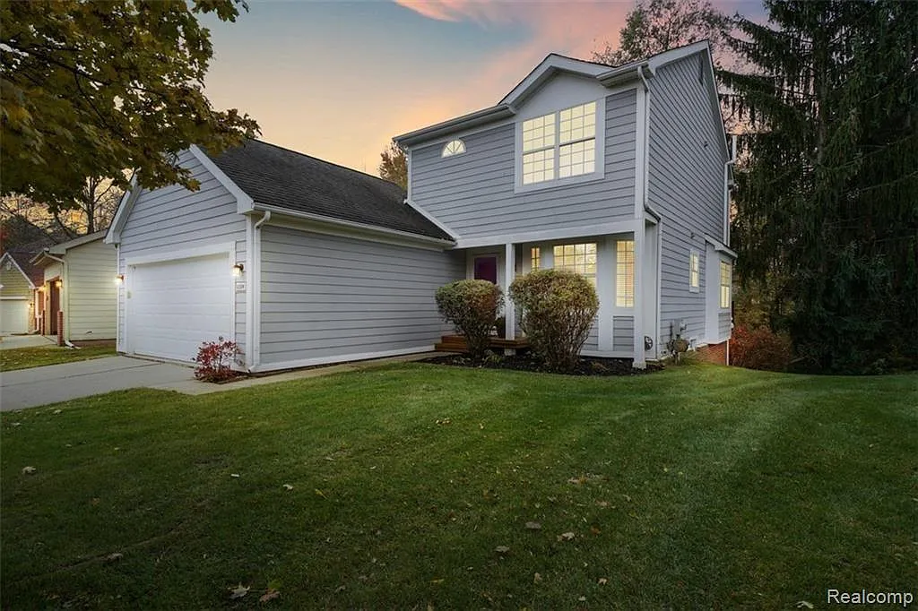 3 bed, 1260 sqft, $2,500 — Photo 3