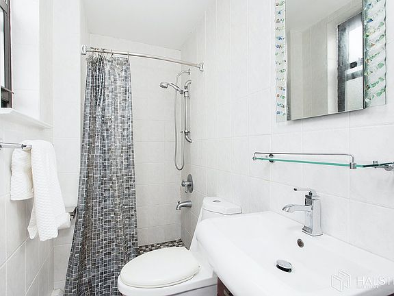 5th image of 2787 Kennedy Blvd APT 401