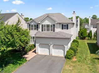 21 Shaffer Rd, Bridgewater, NJ 08807