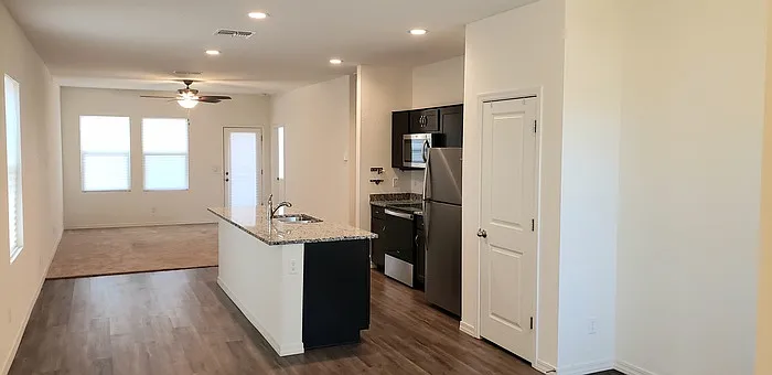 2359 E Santa Ynez Dr — Photo 5