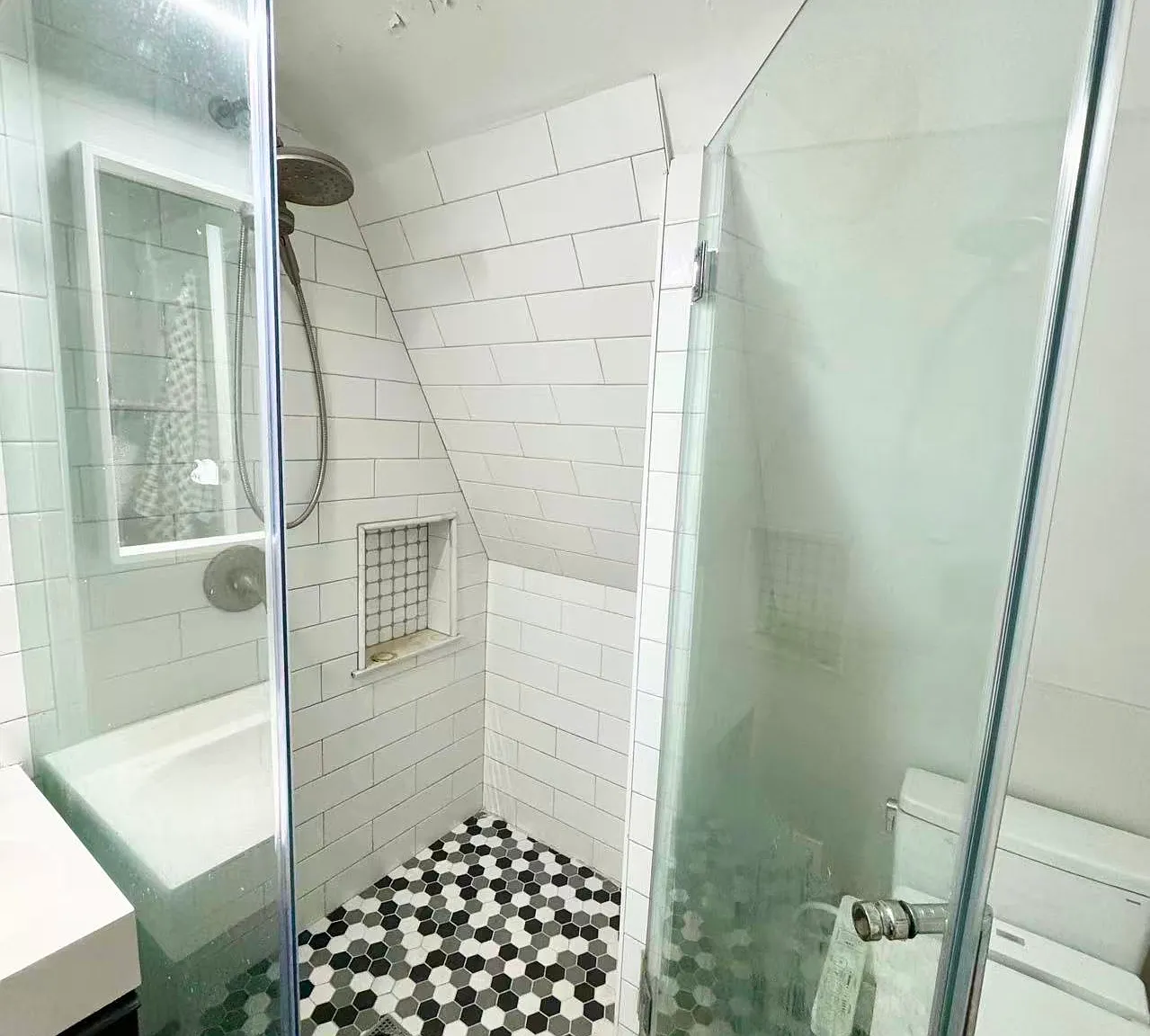 3 bed, 1188 sqft, $4,800 — Photo 4