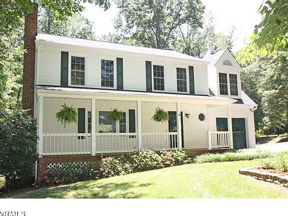 2nd image of 1911 Eastwood Ct