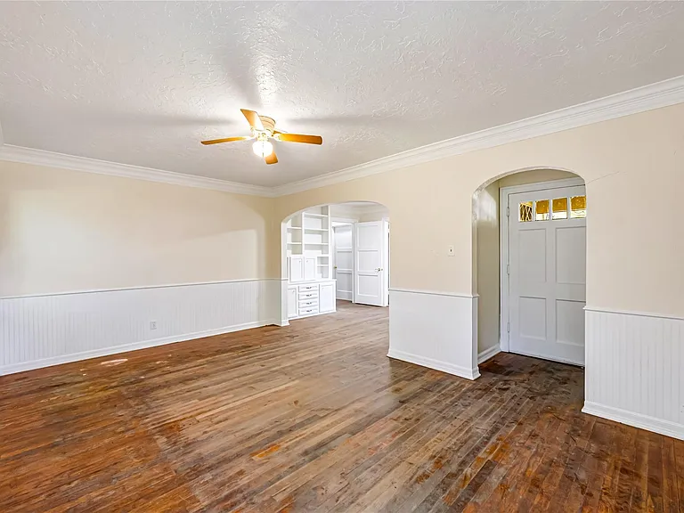 7224 McHenry St — Photo 4