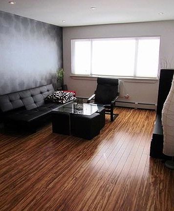 3rd image of 5358 N Cumberland Ave APT 223