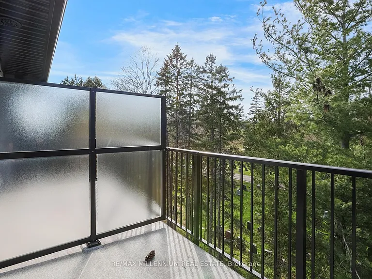 708 Woolwich St — Photo 34
