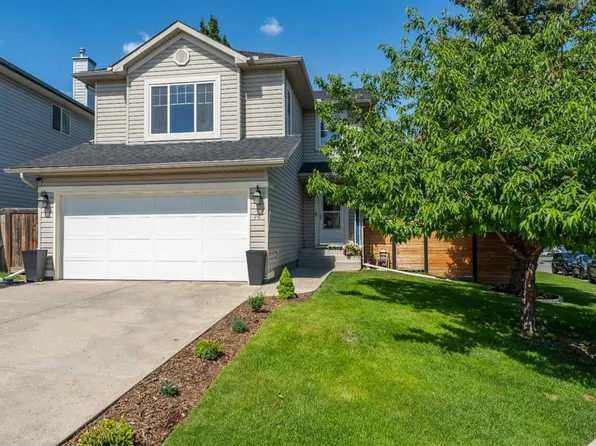 76 E Cranfield Pl SE, Calgary, AB T3M 1B3