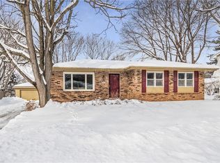 204 34th St, West Des Moines, IA 50265