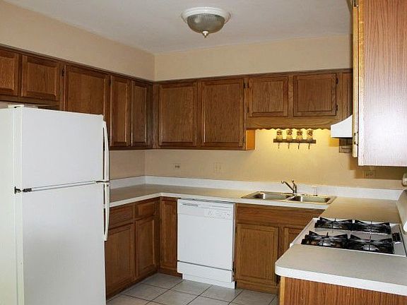 3rd image of 3557 Cerena Ct