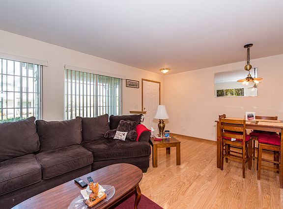 5th image of 39673 N Warren Ln