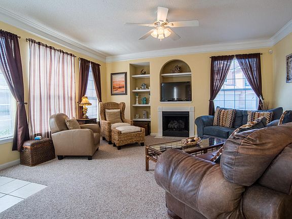 2nd image of 2252 Beach Dr