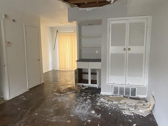 3rd image of 3786 Cambridge Station Dr #G-2