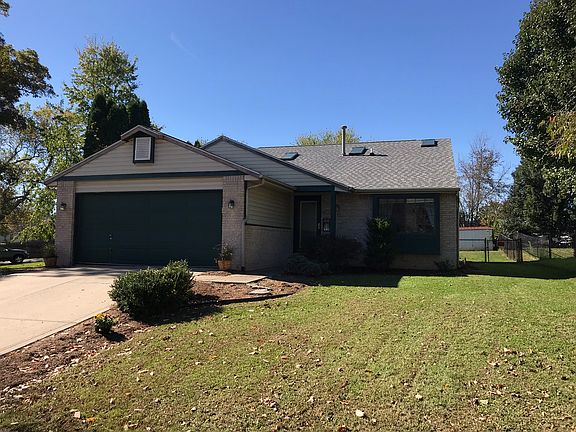 2nd image of 2720 S Pine Meadows Dr