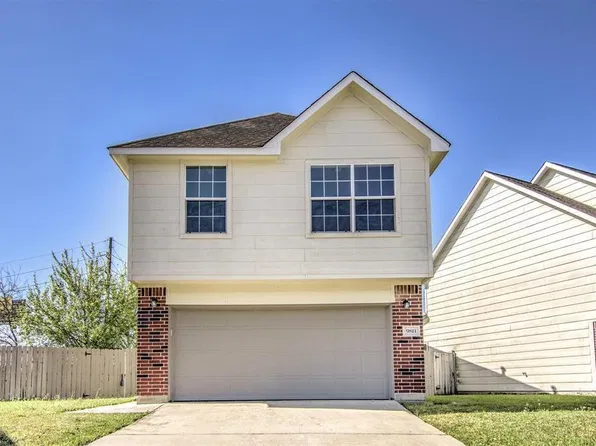 9811 S Galwan Cir, Houston, TX 77070