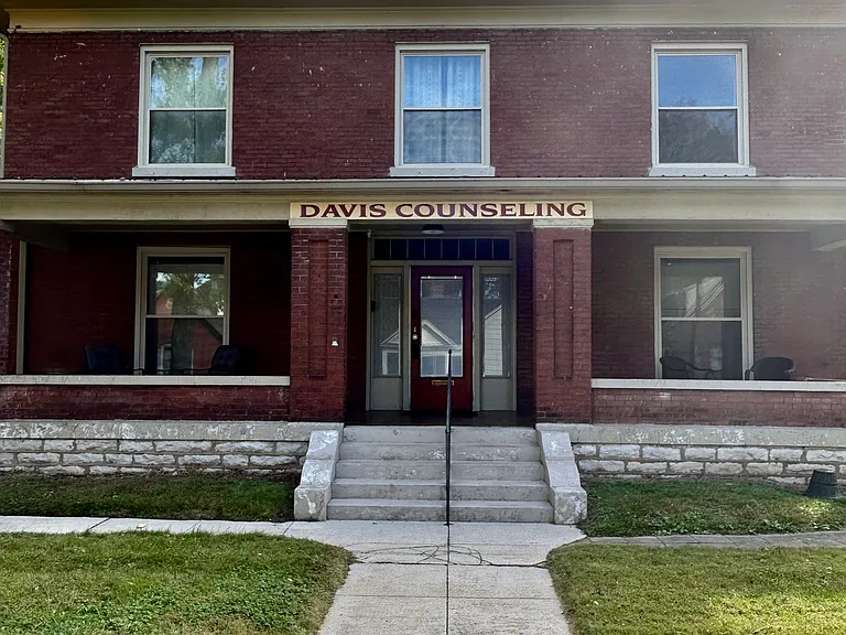 1802 S Virginia St #A — Photo 1