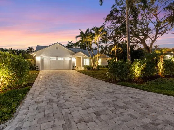 1200 Cypress Woods DR, NAPLES, FL 34103