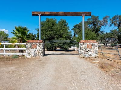 15807 Whitewater Canyon Rd, Santa Clarita, CA, 91387