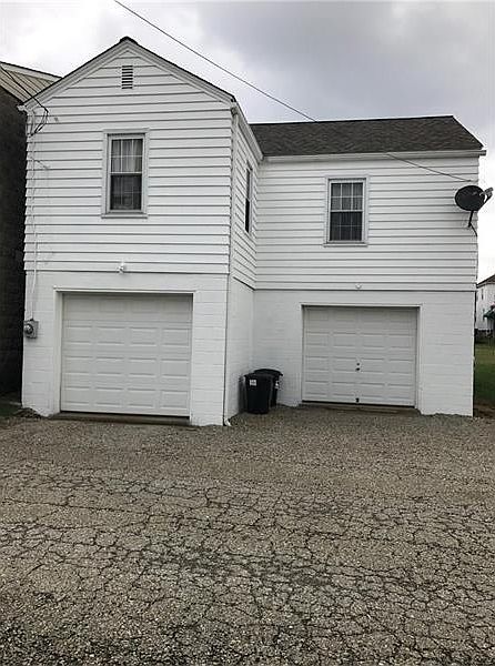 2nd image of 512 Welty St
