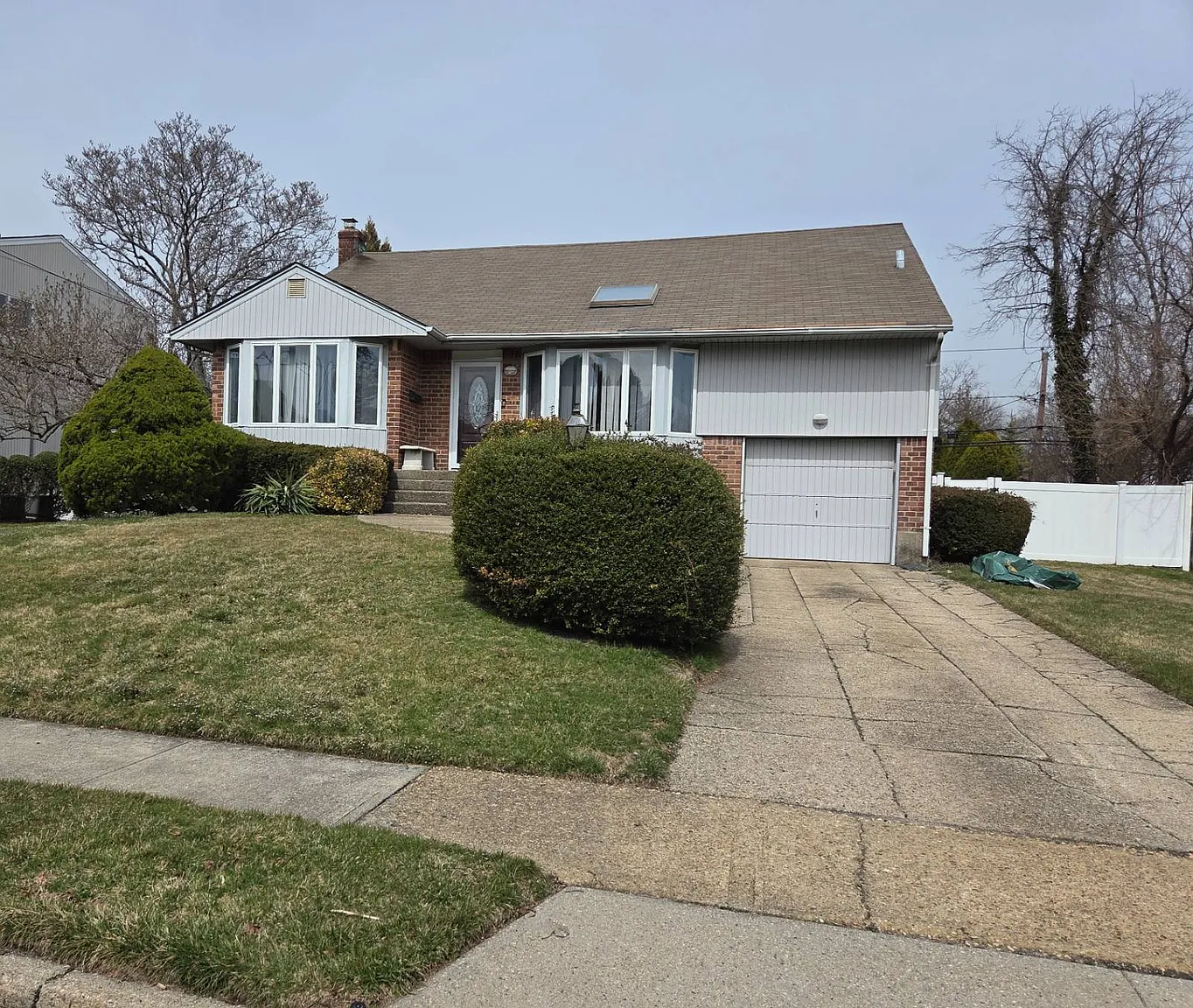 22 Tioga Dr photo 1