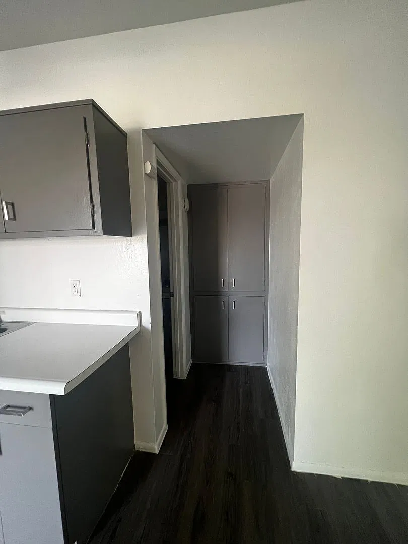 1001 S. Mariana St. — Photo 3