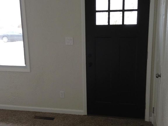 5th image of 2825 Sonora St