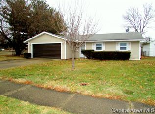 75 Villanova Dr, Springfield, IL 62703