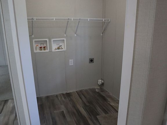 4th image of 2801 Thielman St Lot 129