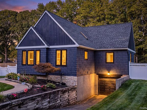 2nd image of 39 Sharon Drive