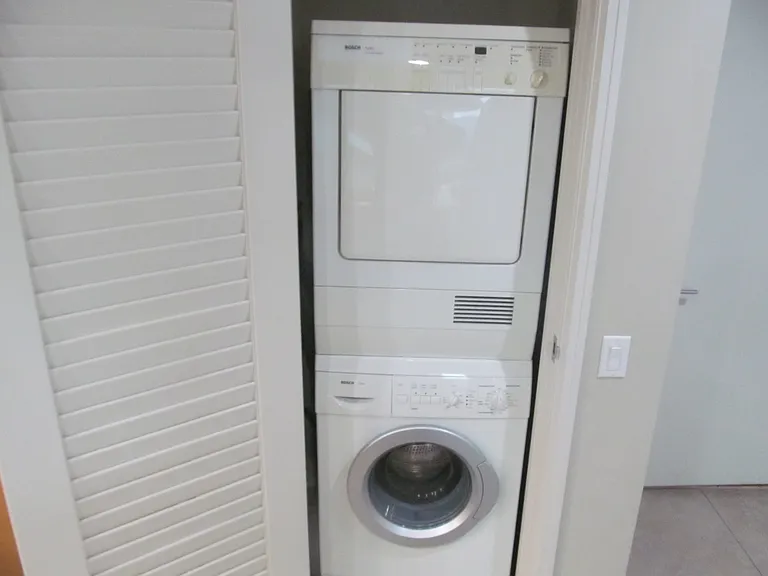 222 Karen Ave #1105 — Photo 19