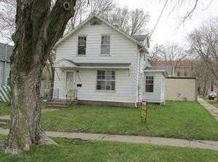 100 W Walnut St, Anamosa, IA 52205