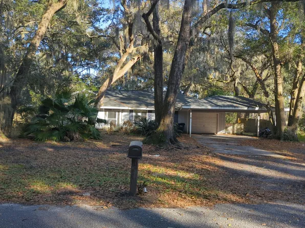 81 Holly Dr, Saint Marys, GA 31558