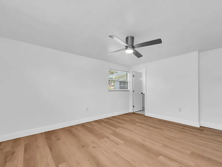 5600 Bayou Grande Blvd NE — Photo 21